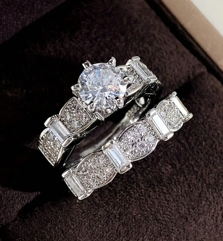 2PCS Women's Round Cut Cubic Zirconia Wedding Ring Set – Sparkling CZ Engagement & Promise Rings, Elegant Bridal Jewelry for Anniversary, Party & Everyday Wear
