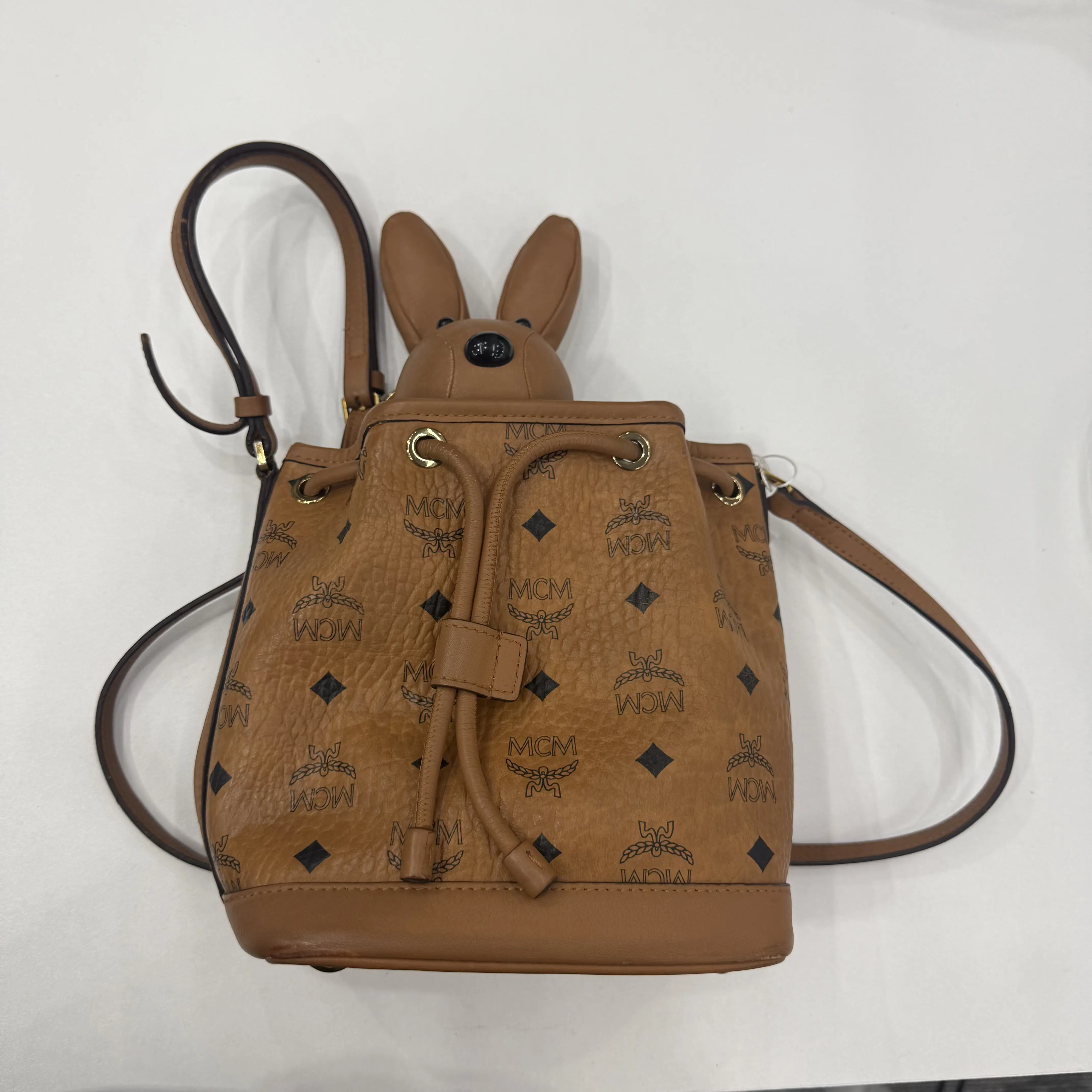 Pre-owned MCM Pre‑owned 100% Authentic Vintage Monogram Small Bucket Purse, Cute Rabbit Ornament, Casual Daily‑use Shoulder Handbag