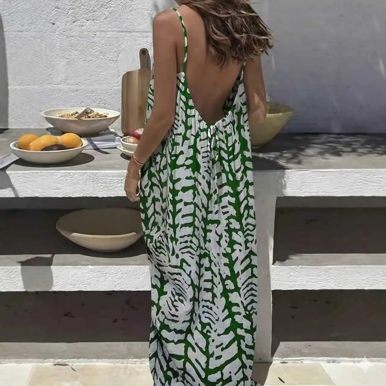 Geometric stripes - green