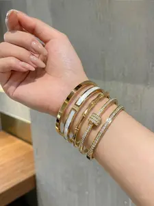 5pcs Stainless Steel Combination Bracelet, French Elegant Classic Retro Fashion, Perfect for Birthday Gifts and Holiday Wear