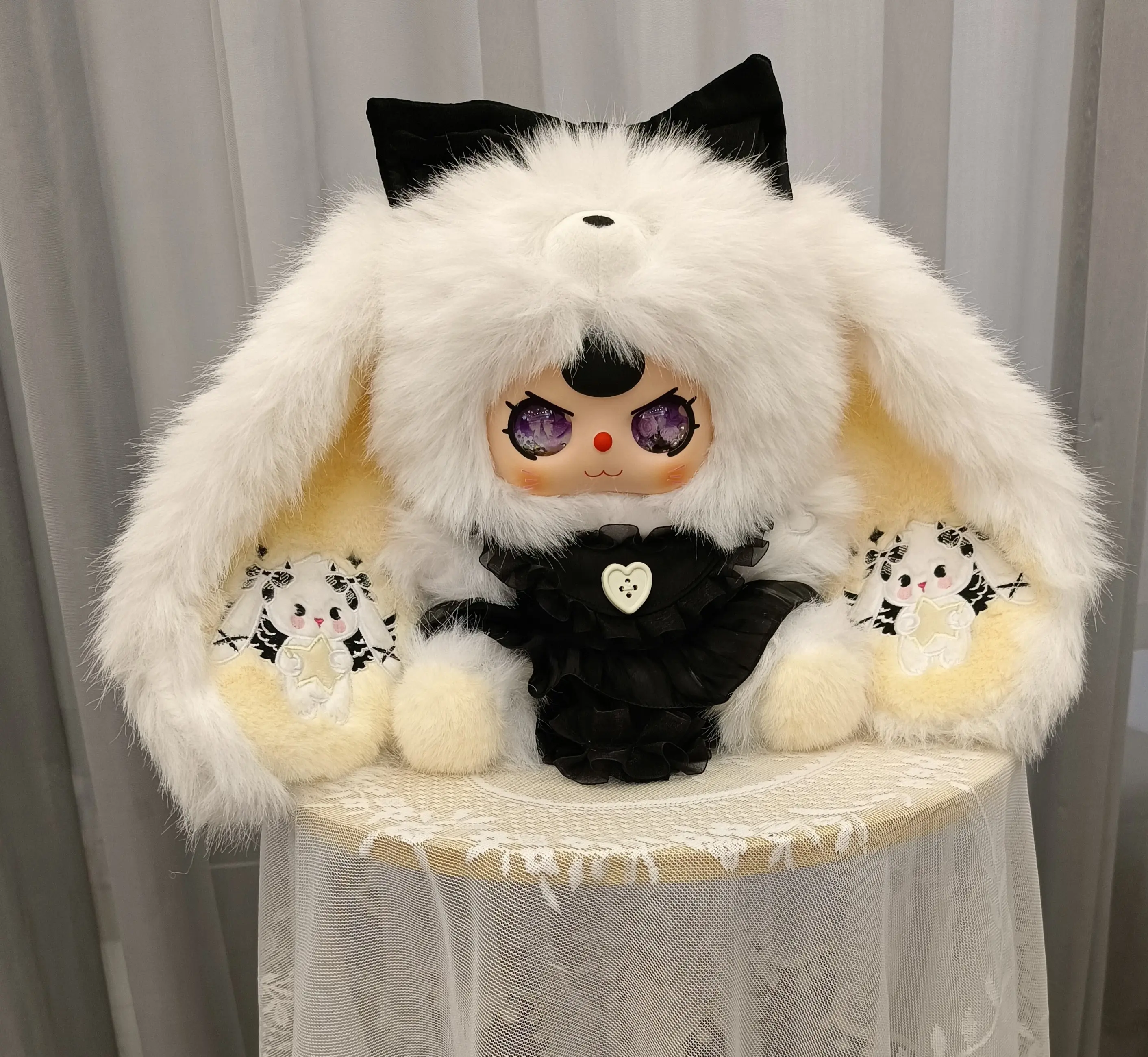 Lily Rabbit Town V5 400% Confirmed Box Toy