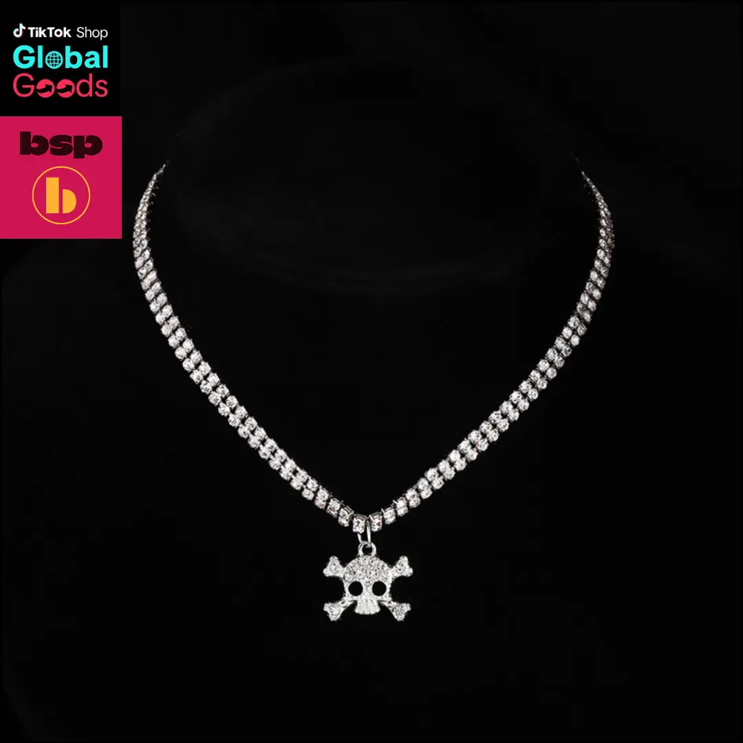 Iced Out Skull Necklace - Bling Rhinestone Pendant Chain, Hip Hop Punk Jewelry for Male Streetwear Enthusiasts, Casual Link Chain Costume Accessory with Rhinestones, Chain & Link