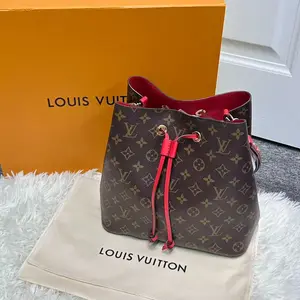 Pre-owned Louis Vuitton LV Drawstring Bucket with Red Interior（SZ H16958）