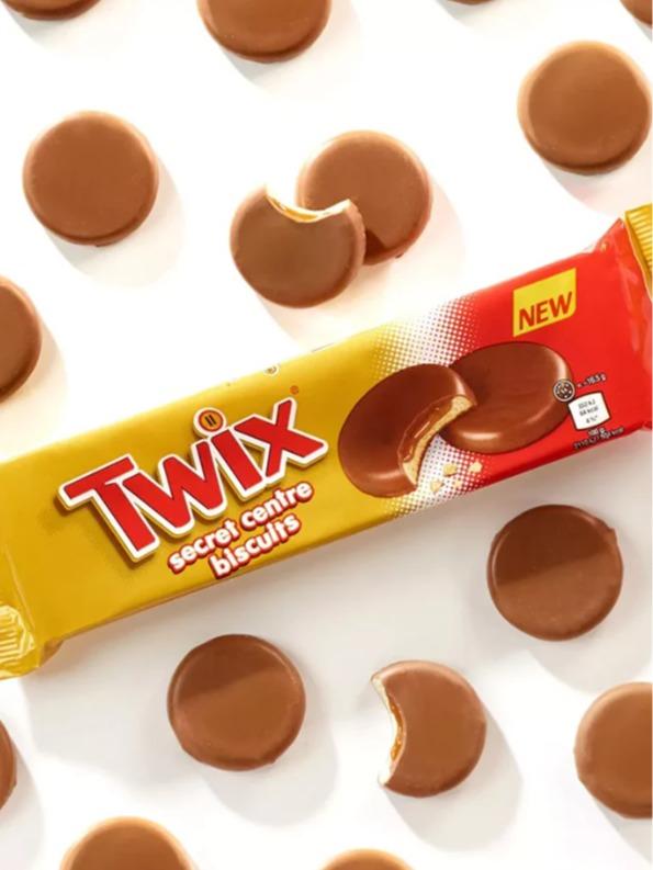 TWIX SECRET CENTRE BISCUITS (from UK) Snack Cookie
