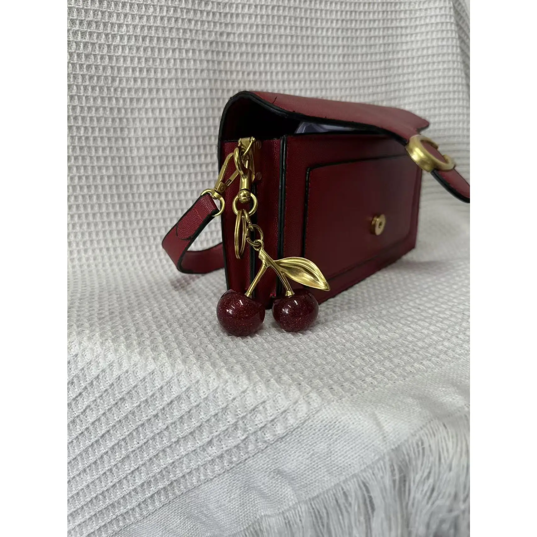 Cute Cherry Crossbody Bag & Keychain Set Red Vegan Leather Mini Shoulder Purse Gold Hardware Adjustable Strap Fits iPhone Card Essentials Y2K Coquette Aesthetic Gift Ready TikTok Trending Birthday Present for Her Teen Girls