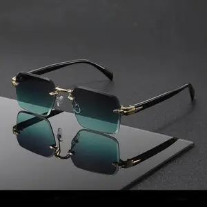 Men's Fashionable Square Glasses Multi-color Retro Style PC Lenses Business and Leisure Dual-use Design