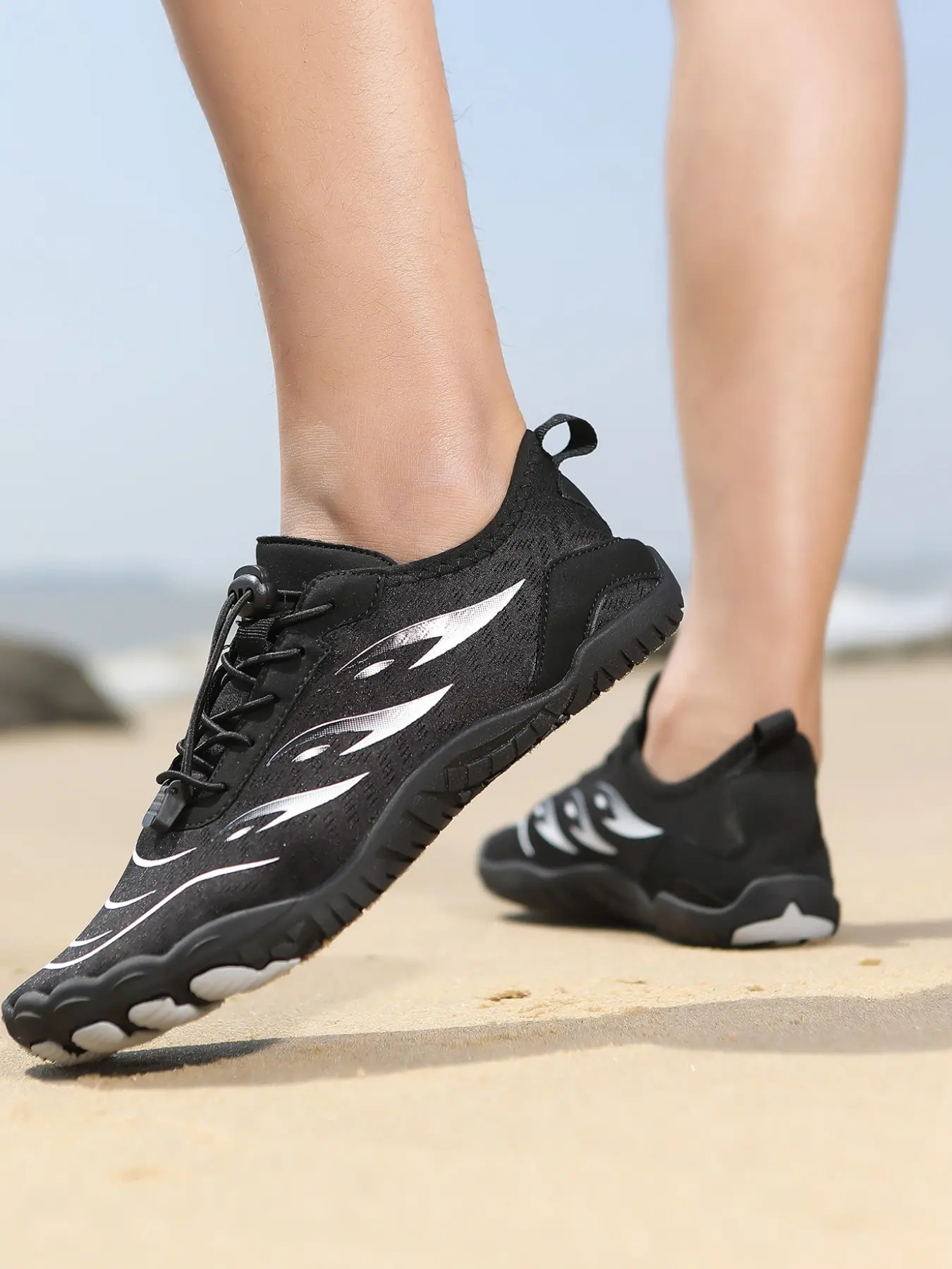 River tracing shoes, outdoor beach shoes, lightweight and breathable, non slip sole, unisex water wading shoes, suitable for beach, river tracing, fishing, swimming, hiking, drifting, rowing, etc, Fisherman Beach Shoes