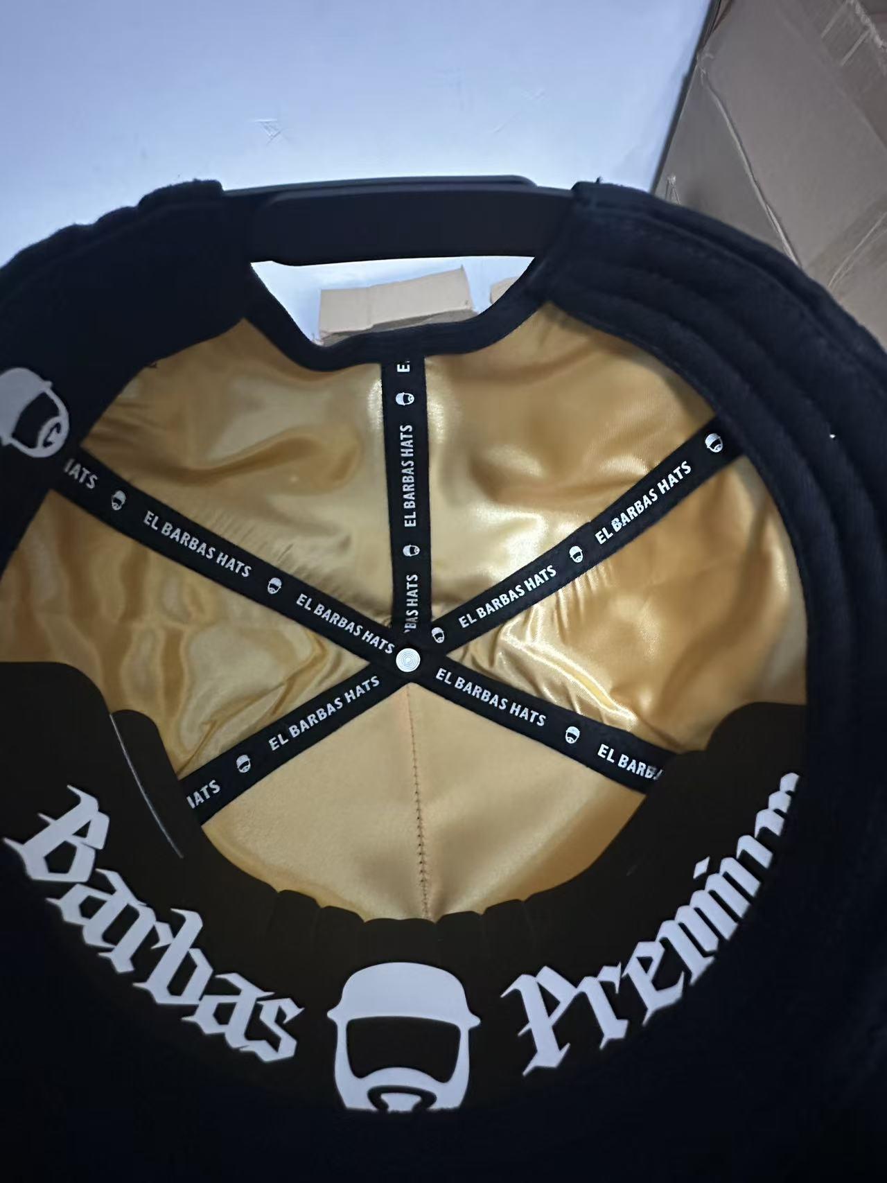 Black Streetwear Rhinestone Cross Snapback - Hip Hop Urban Style Adjustable Baseball Cap for Men Women