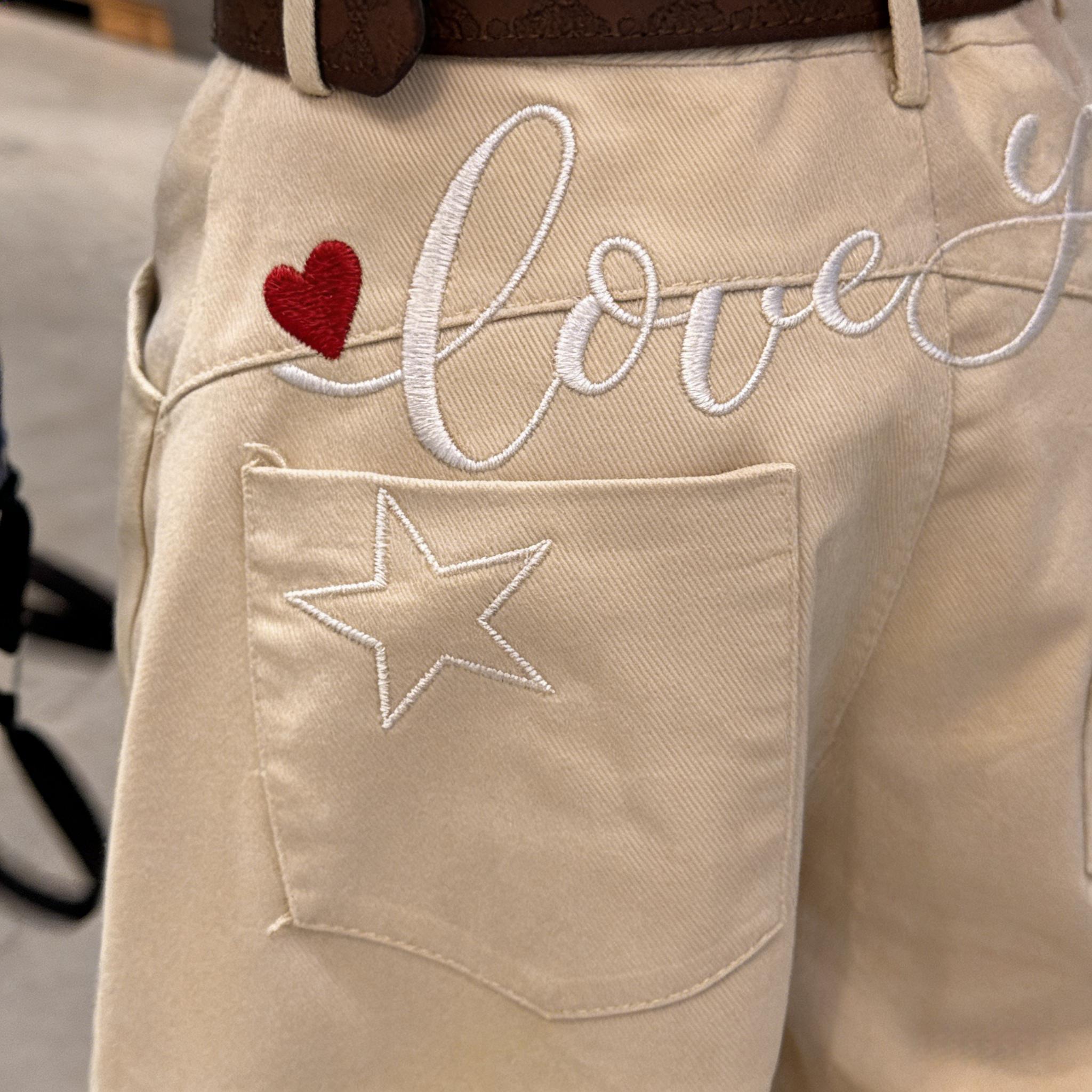 Beige Y2K Wide Leg Baggy Pants, Love You Embroidered Star Patch Cargo Trousers, Vintage High Waisted Casual Streetwear, Oversized Loose Fit Denim Jeans for Women, 2000s Aesthetic Fashion