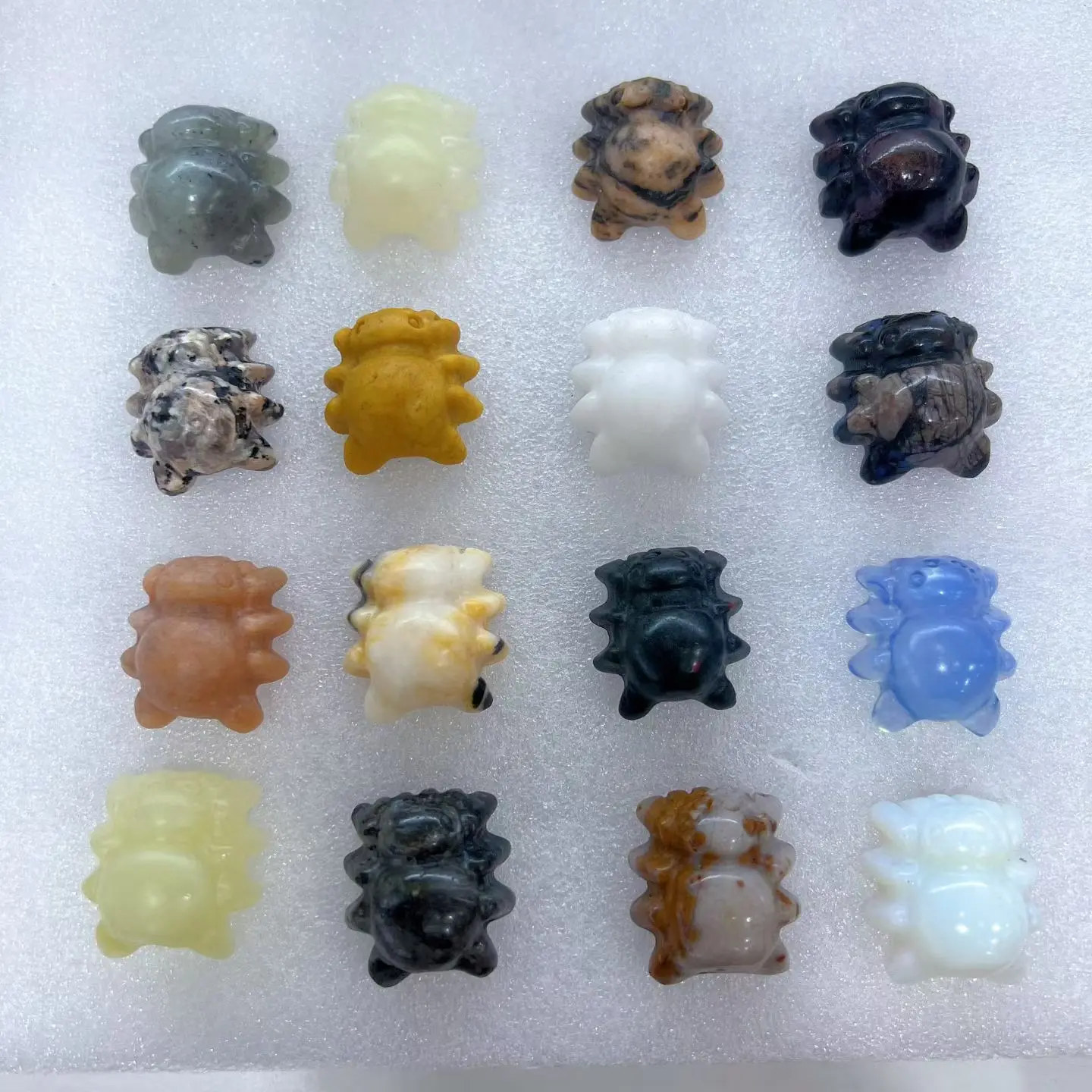 Mia(12505)gc. Adorable crystal spider carvings in every stone