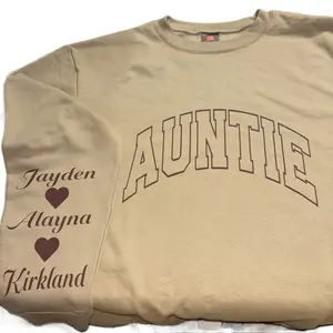 Custom Family Name Sweatshirts with customized sleeves Menswear Women’s Tops Hoodie Pullover Casual Unisex Customized