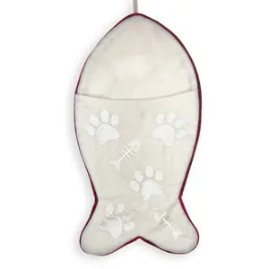 Giftsforyounow Fish Shaped Holiday Cat Stocking
