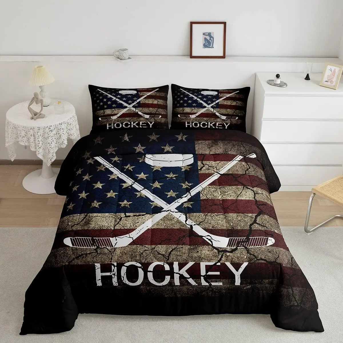 Feelyou Ice Hockey Theme Whole Piece Bedding Set - Retro Quilt-Style American Flag Print Bedspread, Multi-Size Duvet Insert, Set Includes Flag Design Bedding, Travel-Friendly for Sports Enthusiasts' Bedroom Decor