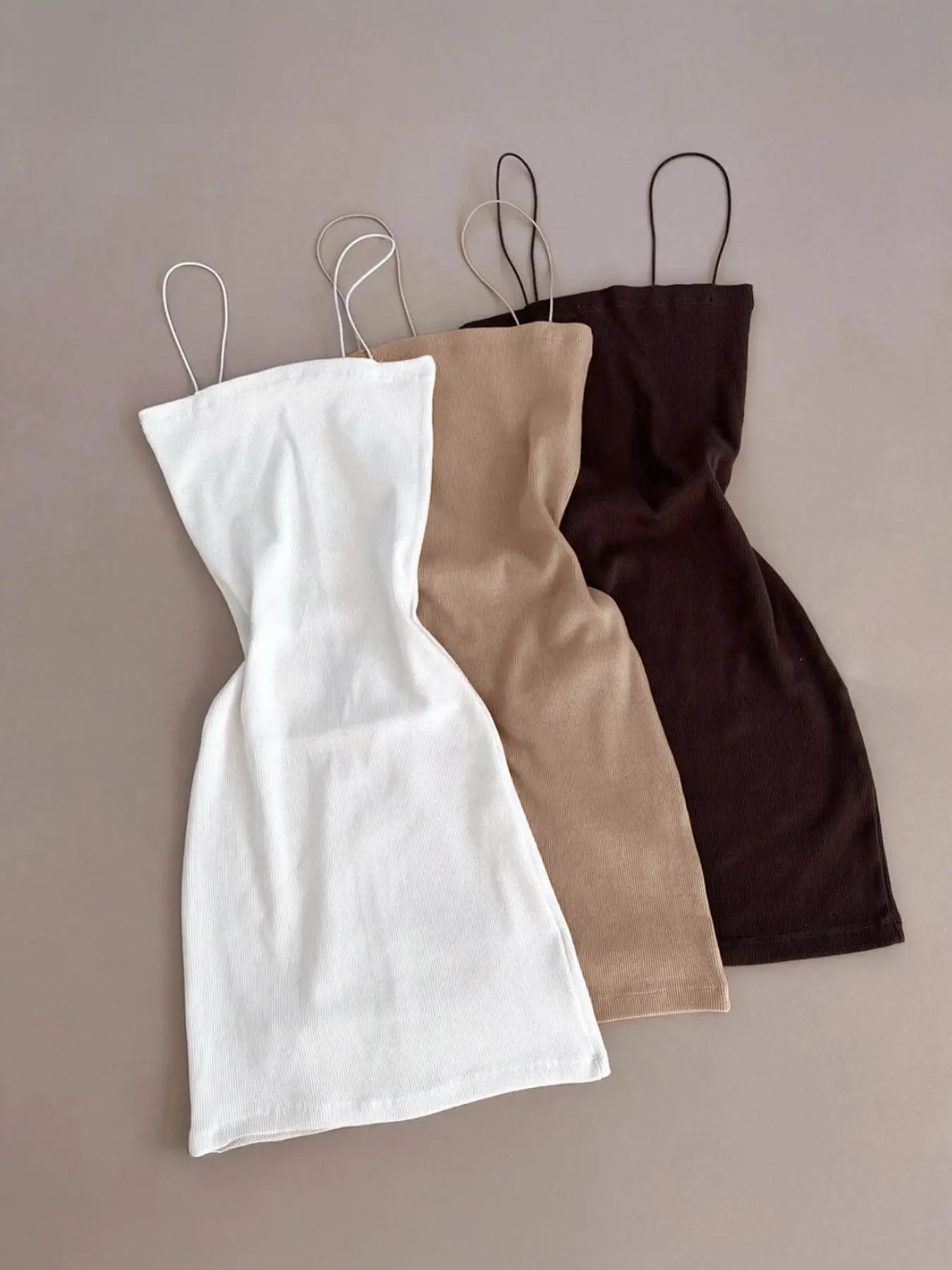 Women's 3 Piece Set Outfit Casual Minimalist Comfortable Slim Fit Short Dress, Camisole Dress, Thin Spaghetti Strap Sleeveless Top, Daily Wear, Fashionable and Stylish Womenswear