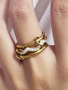 Stainless steel interlocking rings with full diamonds and wave-shaped three-ring design. New color combination and multi-element style Stackable Ring