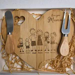 Personalized Heart-Shaped Engraved Charcuterie Chopping Board personalized with your favorite Inscription, Knives-Compatible Kitchen Cutting Board, Tableware Rest