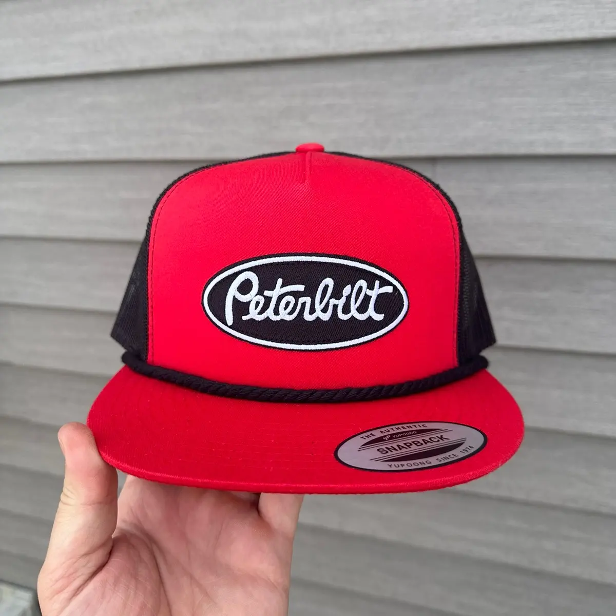Peterbilt/ red/black Peterbilt/ red/black