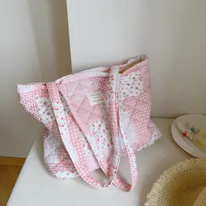 Christmas gift Top Zipper Floral Quilted Bag Small Tote Bag for Women, Floral tote bag, Stylish tote bag, everyday commuting tote bag（Multiple colors available）