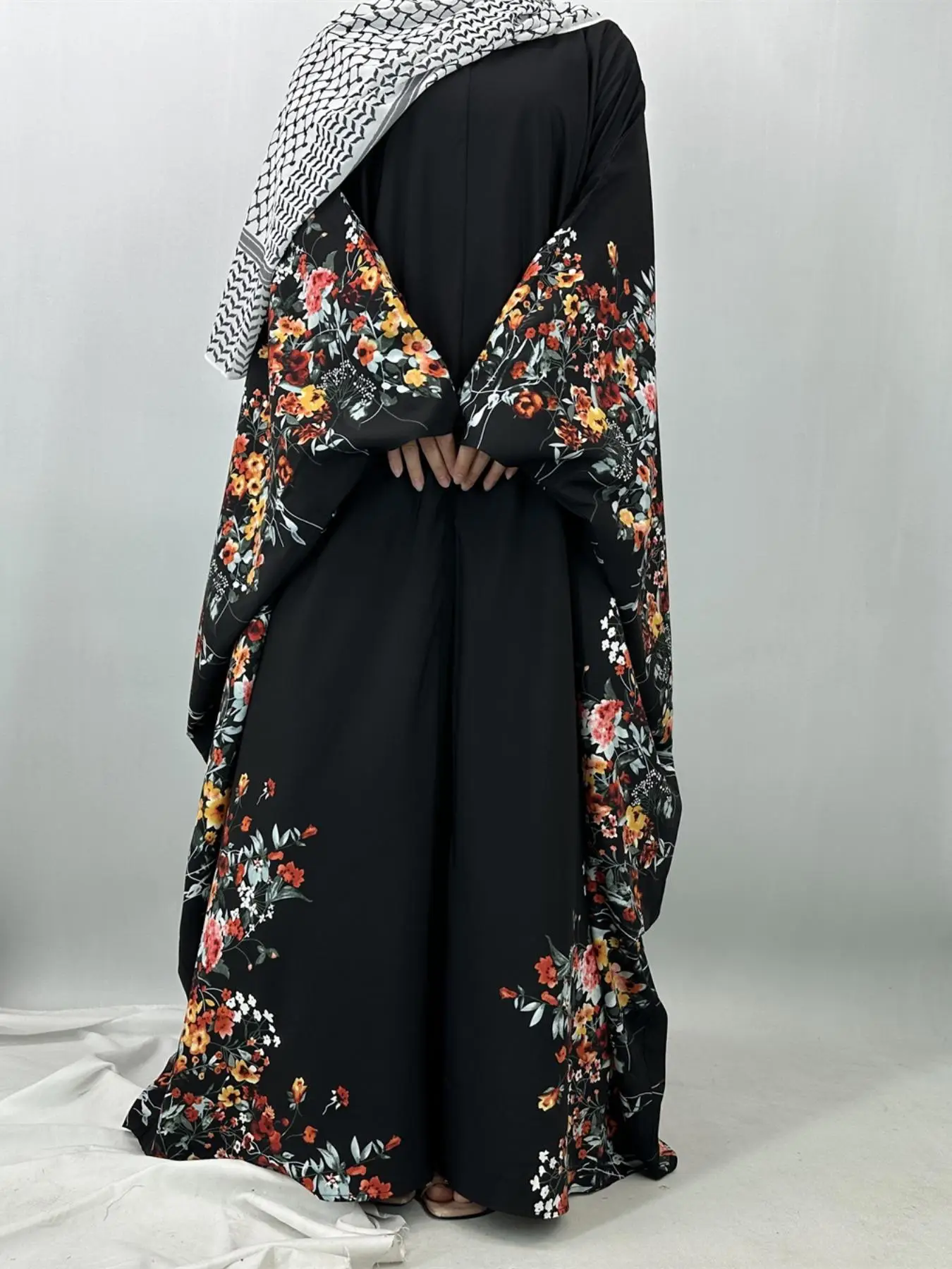 Women's Colorblock Print Batwing Sleeve Abaya, Modest Casual Long Sleeve Round Neck Long Dress for Daily Wear, Ladies Islamic Clothing for All Seasons