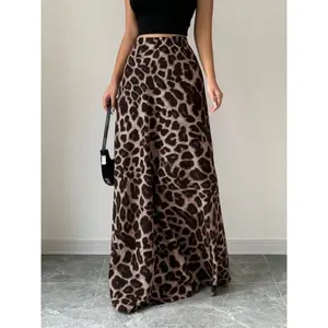 Women's retro leopard print high waisted long skirt, slim fit design, elegant and sexy, suitable for all seasonsRAIMENTRY