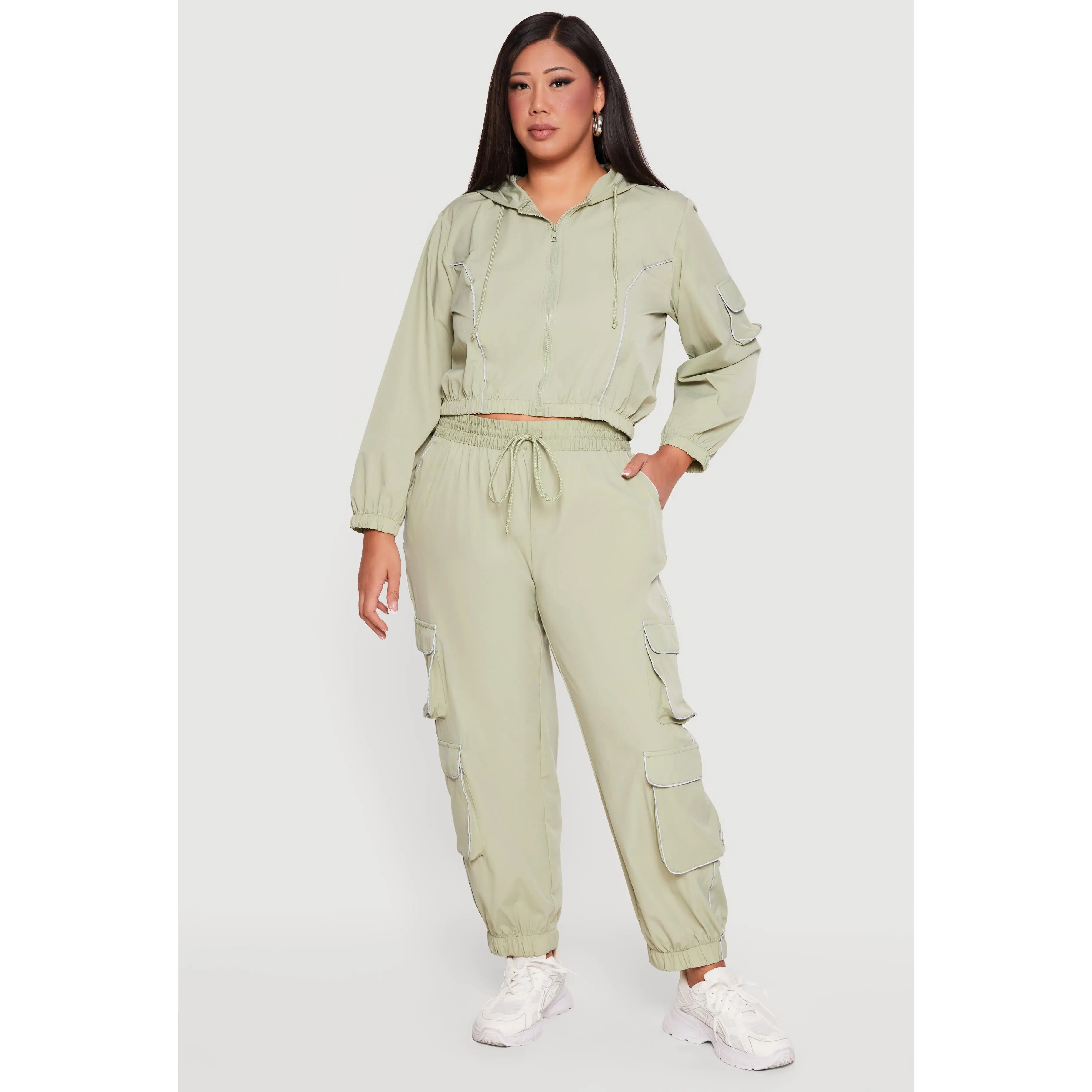 Plus Size Contrast Piping Trim Cargo Pocket Joggers