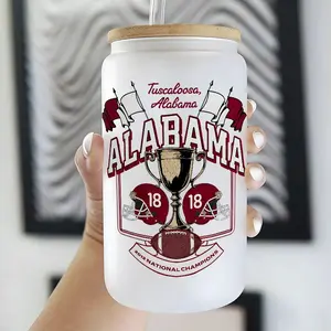 Alabama Crimson Tide 16oz Glass Can Cup with Lid and Straw, Reusable Glass Drinking Cup, High-Quality Jar for Iced Coffee/Hot Chocolate, Stylish Fashionable Glassware, Perfect Gift for Alabama Football Fans