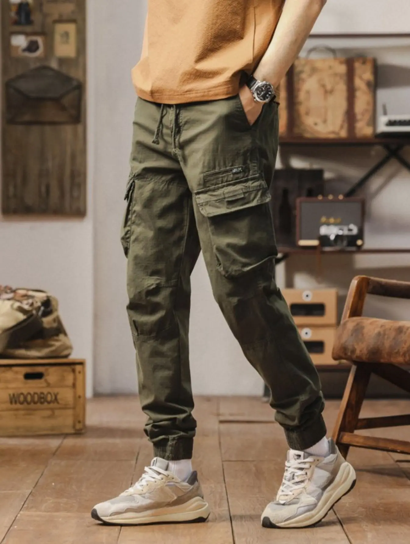 Men's Retro Cargo Jogger Pants, Plain Cotton Blend Multi-Pocket Trousers for Casual Outdoor Wear, Menswear, Fashion Apparel, Cargo Pants, Stylish, Retro Style, Elastane, Multi-Pockets, Loose-Fit, Aesthetic Men's Pants