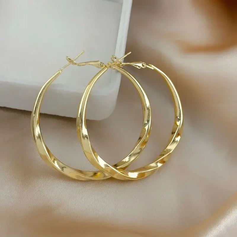 Golden Chunky Twisted Hoop Earrings For Women, Minimalist and Chic Round Hoops Earrings Hypoallergenic Lightweight Large Hollow Hoop Earrings Trendy Size 50MM