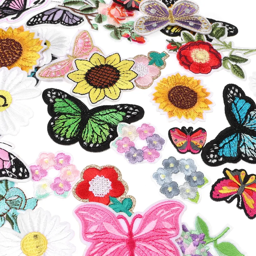 30pcs Butterfly Flower Embroidery Patches, Patch Design Sewable Iron-On Self-Adhesive Floral Applique Appliques, DIY Handmade Clothing Accessories Decorations