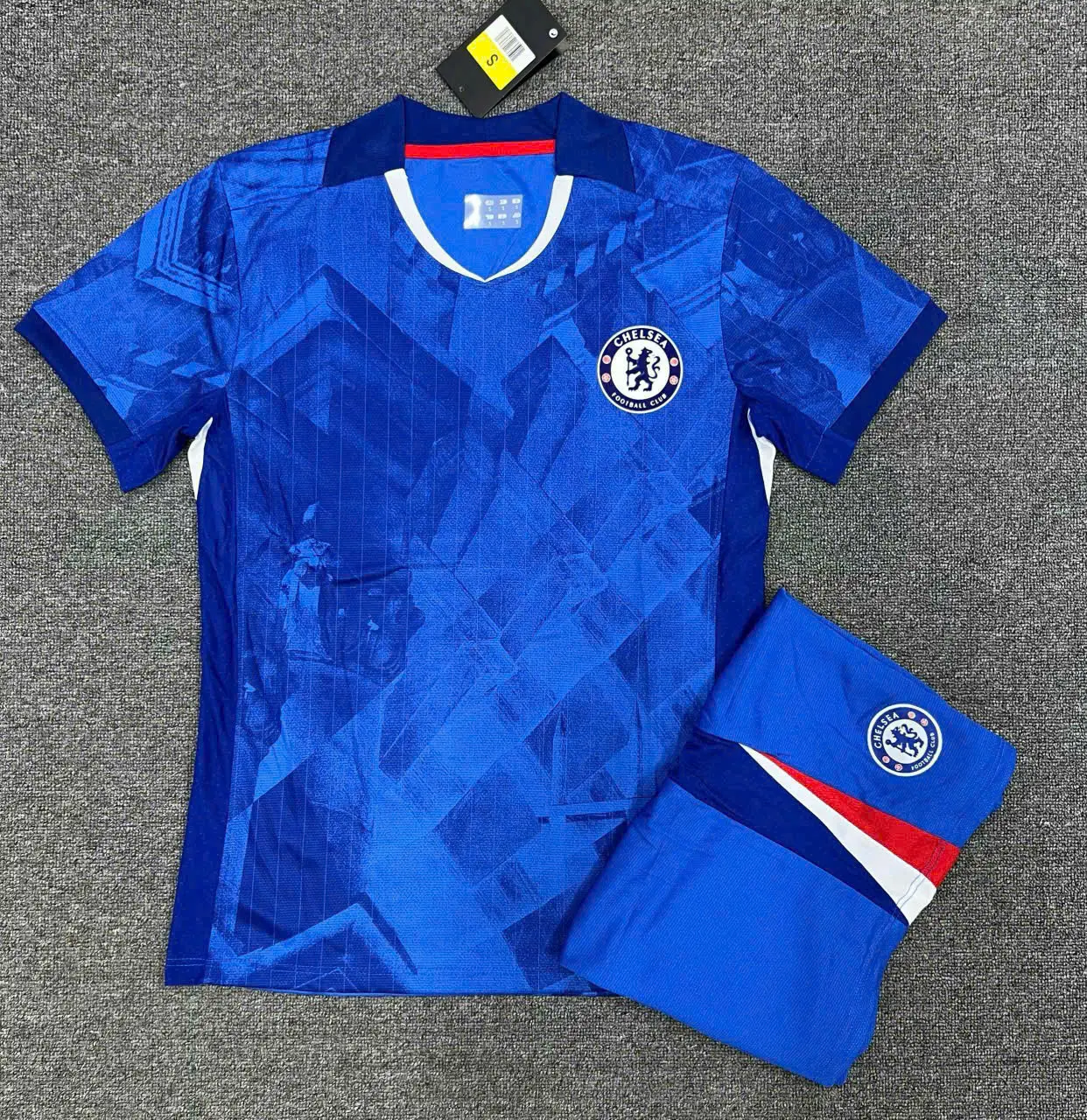 Official Soccer Jersey & Shorts Set - Blue Team Uniform for Fans - Design with Club Logo