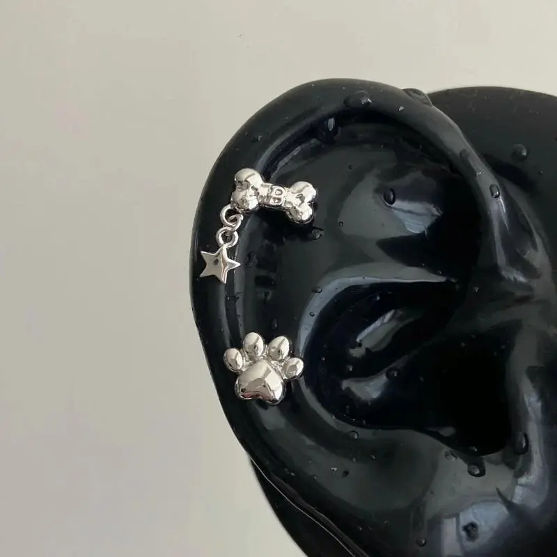 Korean Style Dog Paw & Bone Cartilage Earring for Women, Silver-Tone 316L Stainless Steel Stud, Single Piece, Bone Pieces Earrings, Ear Accessories, Unique Design Earrings