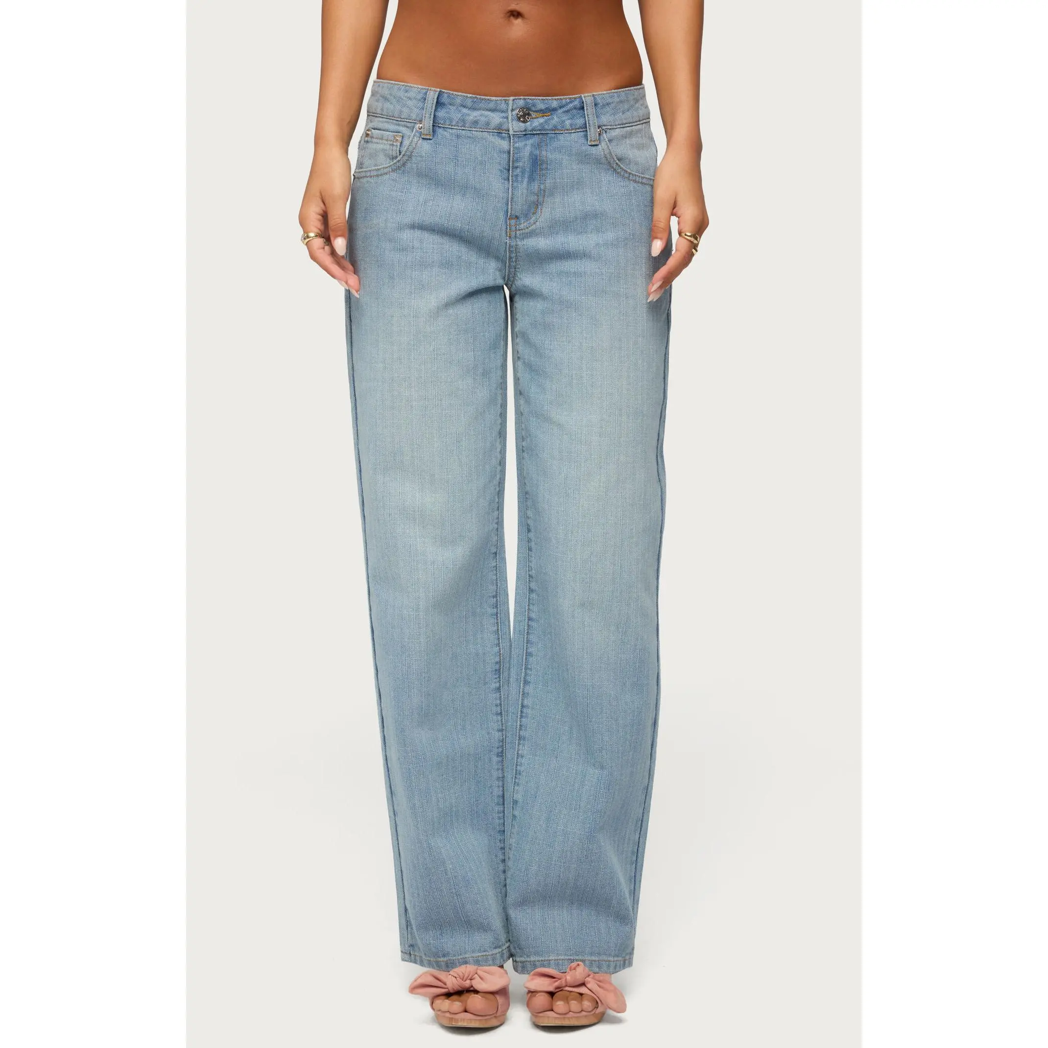 Edikted Women's Cresida Low Rise Straight Leg Jeans