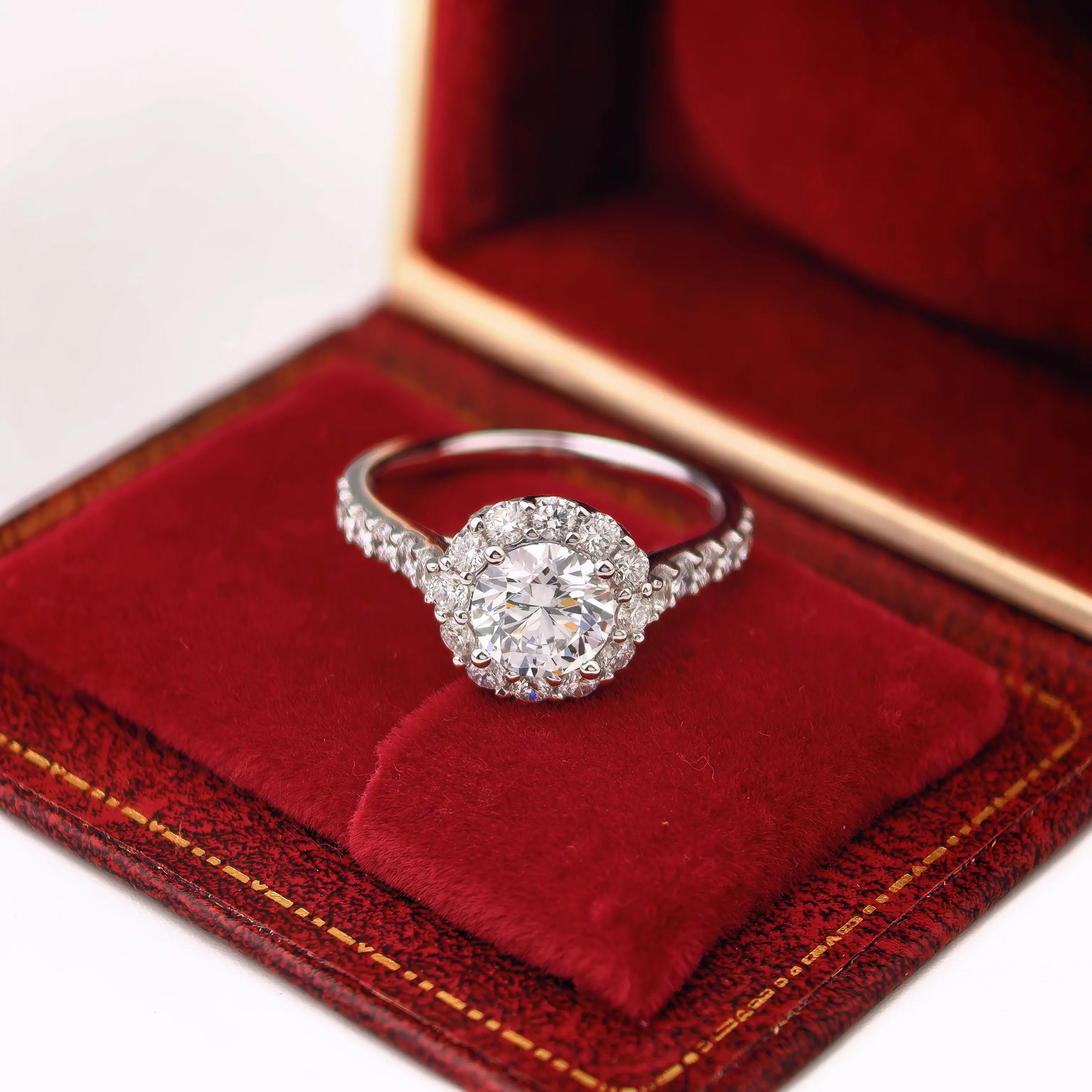 rd003 1 Carat Round cut lab-grown diamond E VVS2 14k  ring
