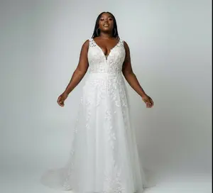 The Elise Bridal Gown - Size 28