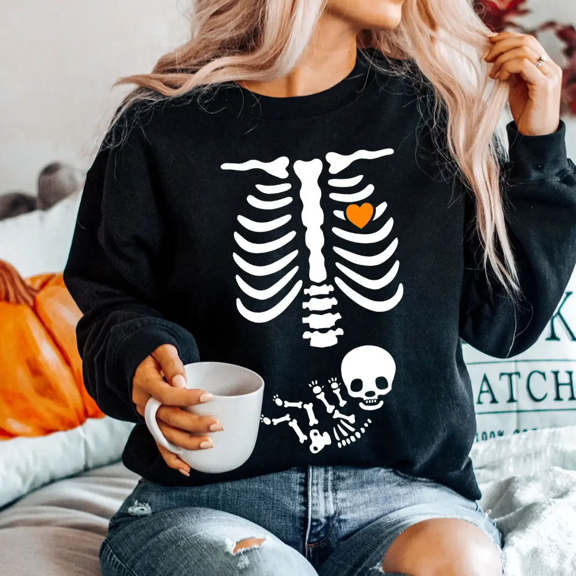 Skeleton Halloween Maternity Sweatshirt, Fall New Mom Sweater, Mommy to Be, Funny Pregnancy Announcement Shirt 2025, Pregnant Women Clothes
