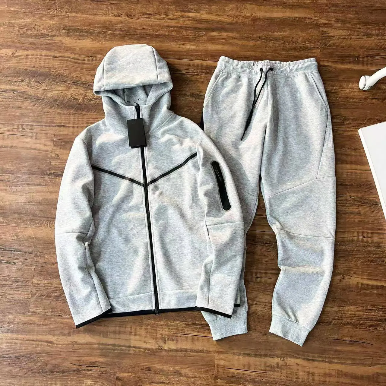 Grey set