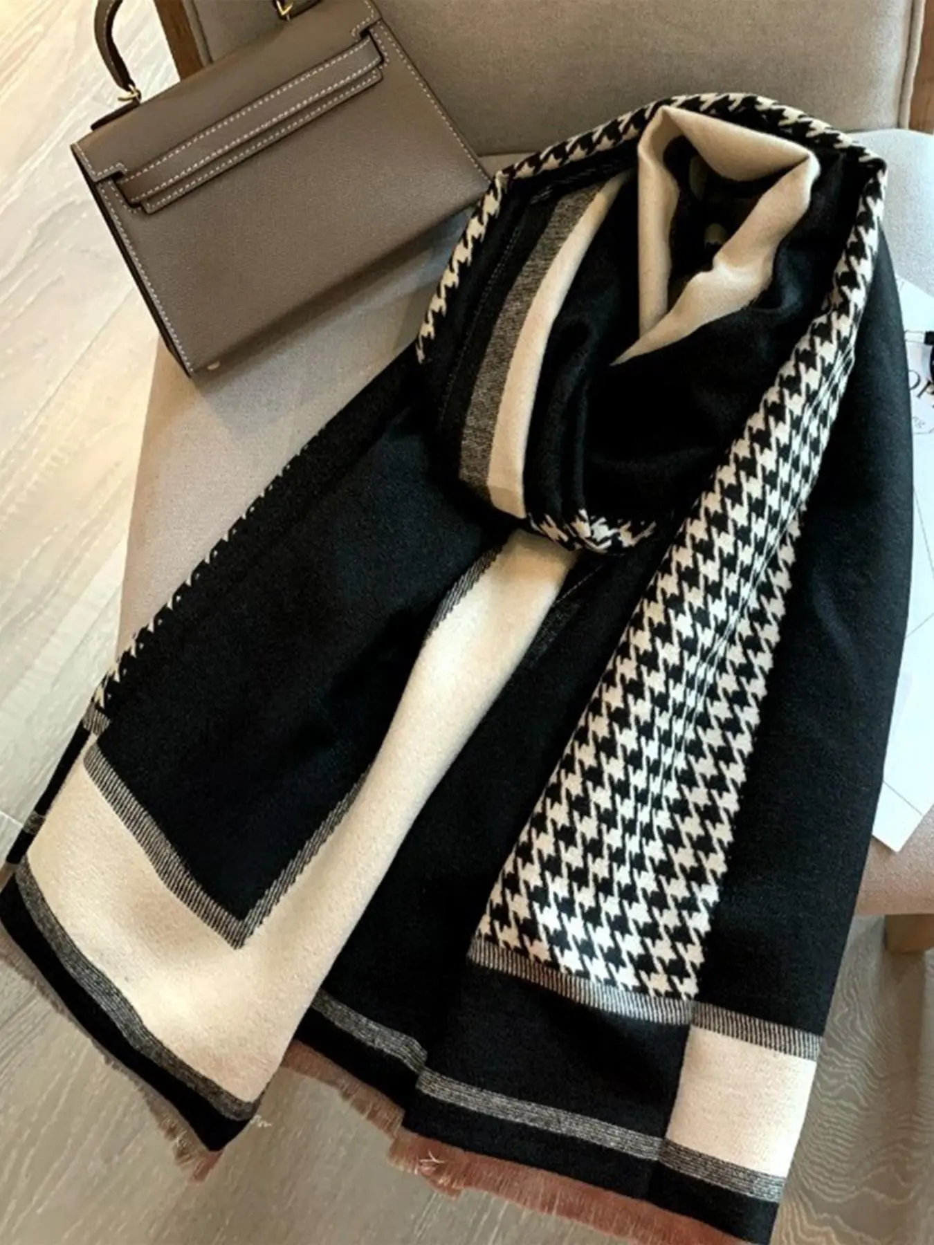 Houndstooth & Plaid Pattern Scarf, Checkered Scarf, Casual Soft Warm Fashion Shawl Wrap for Women, Fashion Accessories for Daily Wear, Trendy All-match & Exquisite Scarf for Birthday Gift