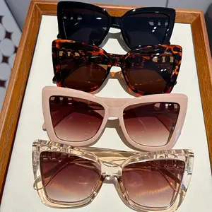 [Stylish Cat Eye Glasses] 4pcs Stylish Unisex Cat Eye Fashion Glasses |   Tortoiseshell, Gradient Pink, Transparent & Amber Tinted Lenses for Street Fashion & Photography Accessories, Highend Appeal