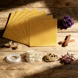 22 Pcs Beeswax Candle Making Kit, 7 Natural Honeycomb Beeswax Sheets with Decor Accessories, All-Inclusive DIY Roll Candle Kit for Beginners, Ideal Gift for Candle Lovers, Craft Set for Home & Holiday Projects Cinnamon Decoration