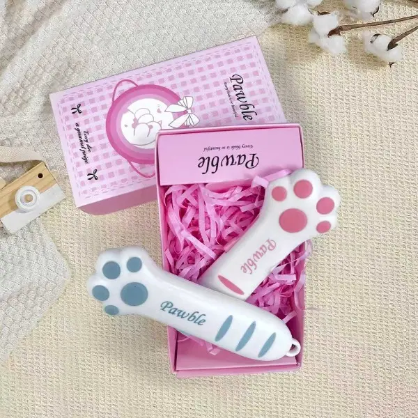 Cute Cat Paw Decorative Cutter - Small Alloy Craft Cutting Tool for Handicrafts and Home Office, Ideal Gift Cute Cat Paw Decorative Cutter - Small Alloy Craft Cutting Tool for Handicrafts and Home Office, Ideal Gift