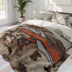 Sitka Waterfowl Marsh Camo Plush Blanket for Couch, Bed and Sofa - Warm and Soft Gift for Patriot, Soldiers