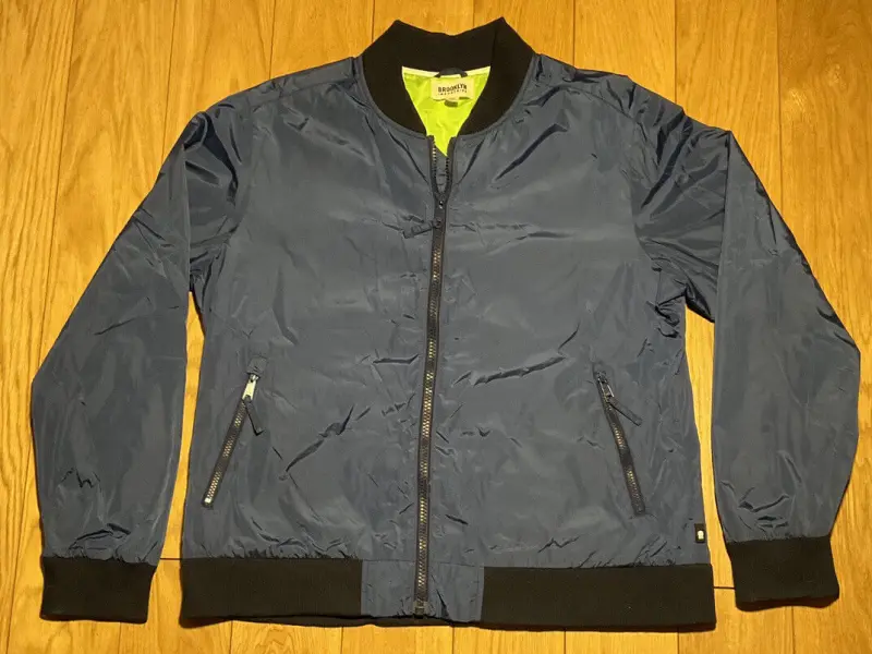 Brooklyn Industries Bomber Jacket XL. Blue Nylon. Unique Pineapple Print Lining