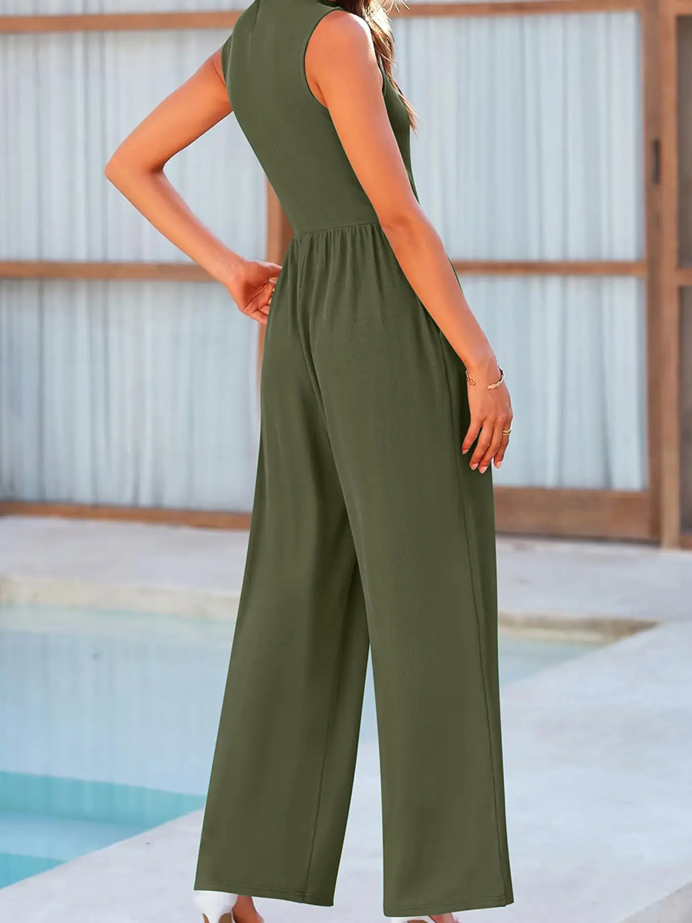 Women's Minimalist High-Stretch Breathable Sleeveless Stand Collar Overalls - Slimming High-Waisted Waist-Cinching Floor-Length Jumpsuit for Summer Beach, Party, Everyday Outings