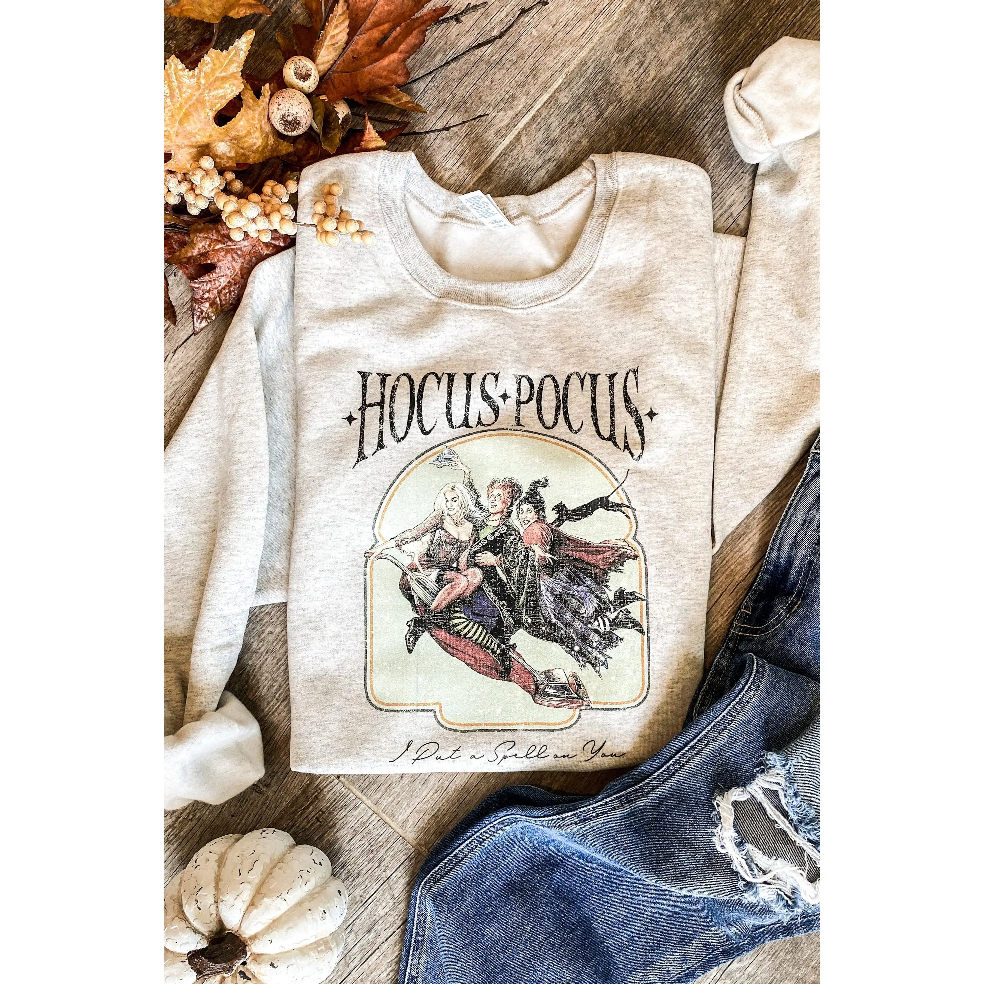 Hocus Pocus Vintage Sweatshirt - The Original Viral Sweatshirt, Halloween Pullover Sweatshirt, Soft Cotton Blend Casual Graphic Tops