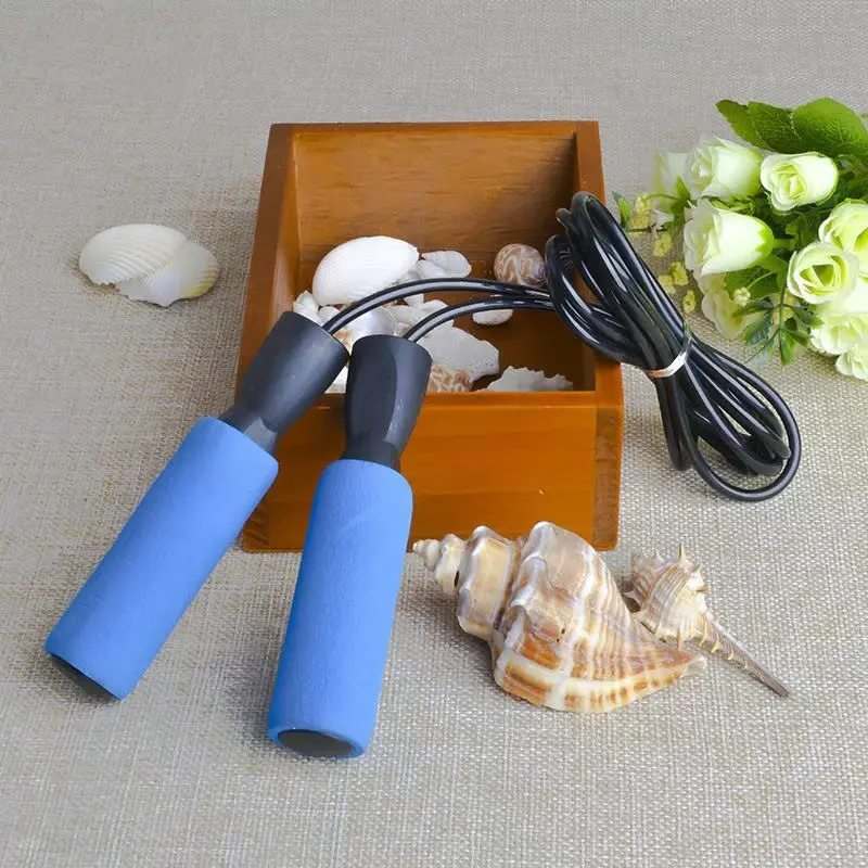 Short handle skipping rope blue