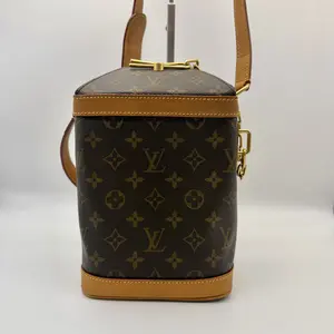 Pre-owned Louis Vuitton Monogram Canvas Cannes Bucket Bag