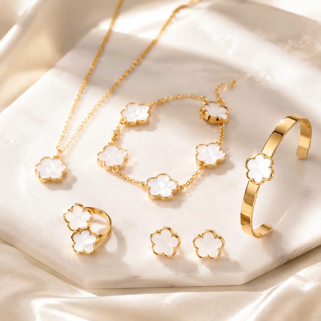Lucky Flower Design Pendant Jewelry Set, Gifts for Her, Fashion Necklace & Ring & Bracelet & Earrings, Casual Matching Dainty Jewelry Set for Women, Trendy All-match & Exquisite Cute Floral Jewelry Set for Gift, Women Gifts