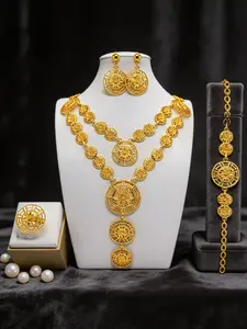 Luxury Vintage Royal Style Gold Jewelry Set of Four Pieces: Double-Layer Necklace + Earrings + Bracelet + Ring, Complete Set of Accessories for Banquets, Weddings, and Ethnic Style Formal Attire