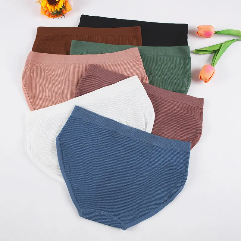 Women's 7Pcs Seamless Low-Rise No-Show Hipster Panties - Minimalist, Stretch, Buttersoft Cotton, Double-Layered, Silky Polyester, Bodycon, Lightweight, Breathable Underwear for Dresses