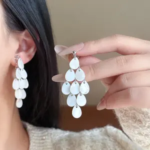 Women's Natural White Shell Teardrop Tassel Drop Earrings - Long Dangle Style, Stud or Clip-On Options for Non-Pierced Ears, Elegant Wedding Party Jewelry，white string ear ring